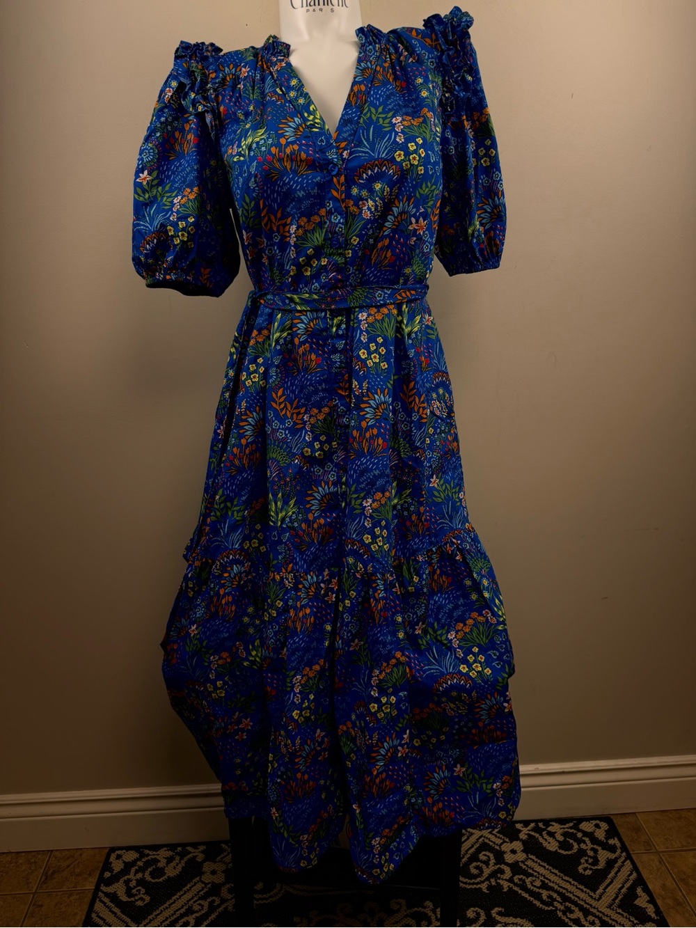 Sugar lips cotton blue floral V neck short sleeve dress medium
